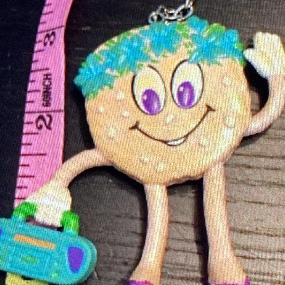 Vintage Bendy keychain 2000 aloha music boom box